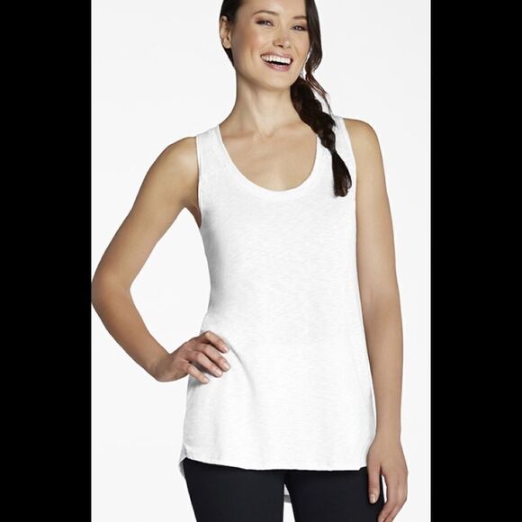 Fabletics twist tank. Medium - Picture 2 of 4